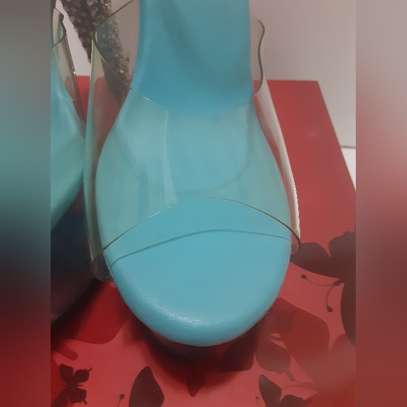 Custom Crystal Embellished 6" Platform Heels - Picture 4 of 11
